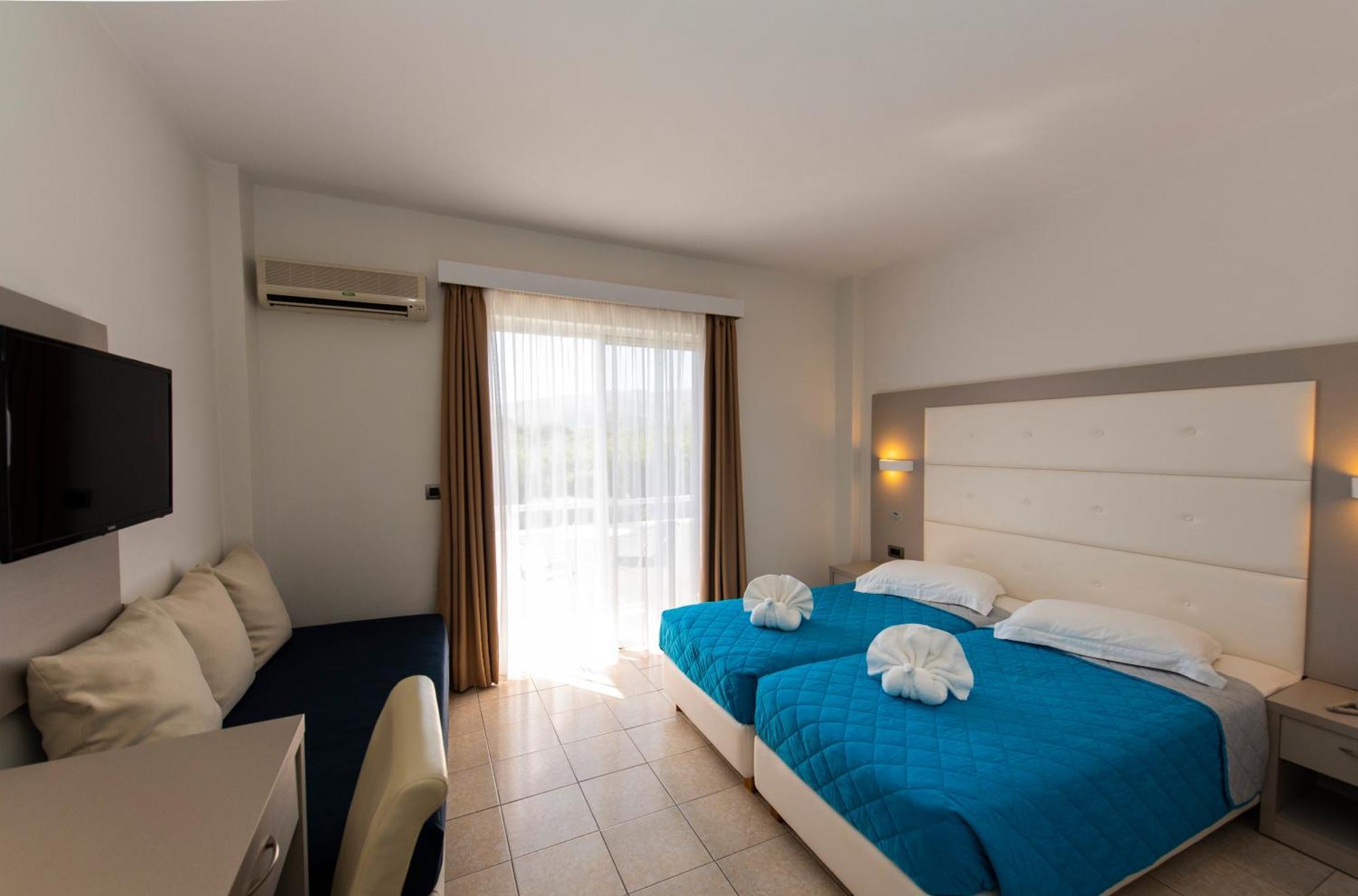 Costa Angela Seaside Resort Екстериор снимка