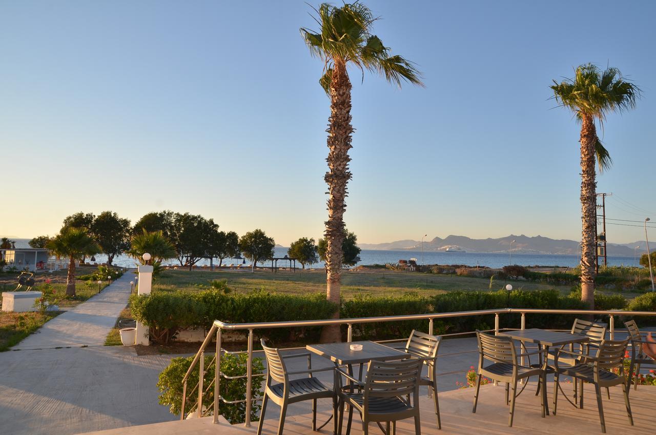 Costa Angela Seaside Resort Екстериор снимка