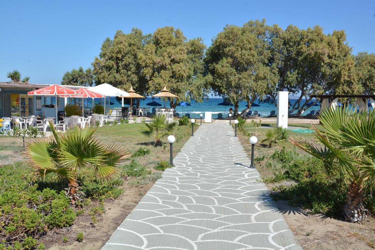 Costa Angela Seaside Resort Екстериор снимка