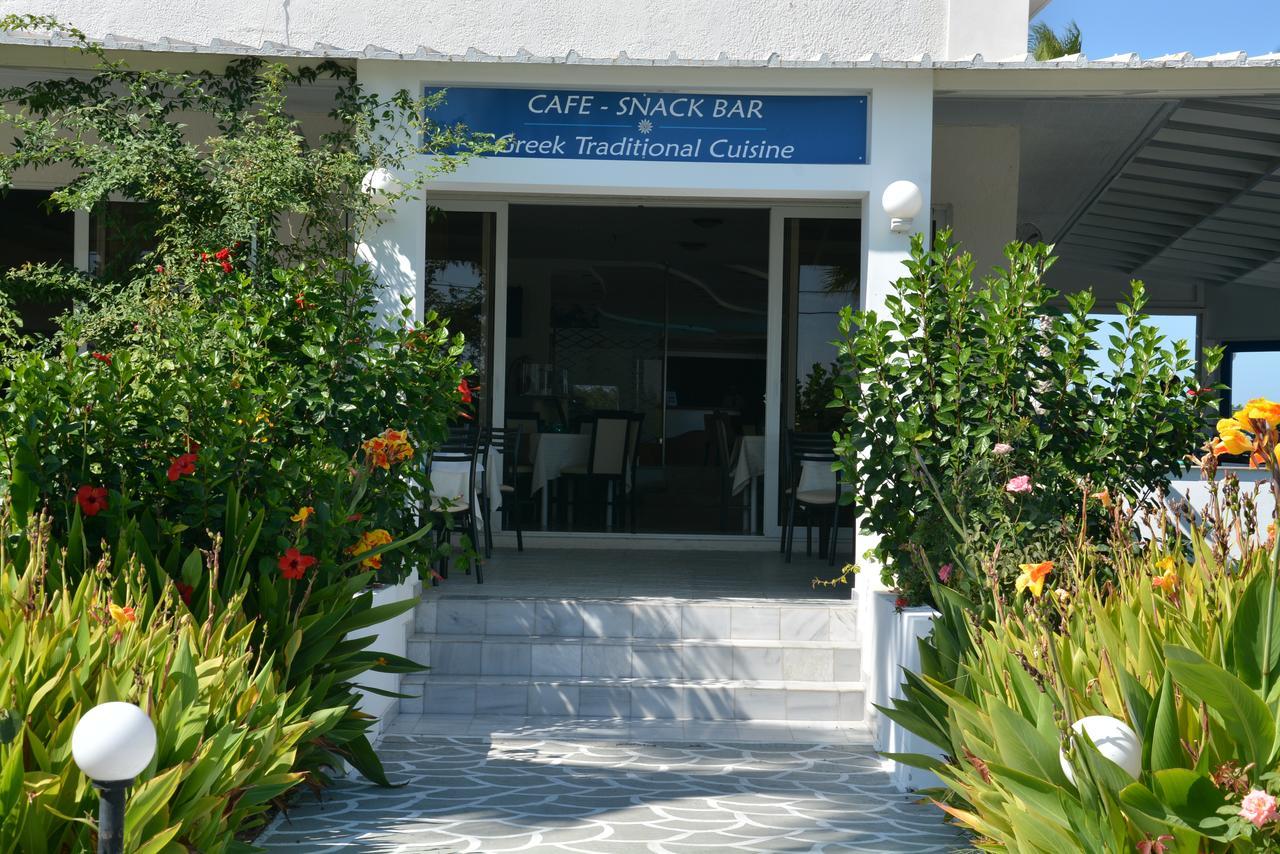 Costa Angela Seaside Resort Екстериор снимка