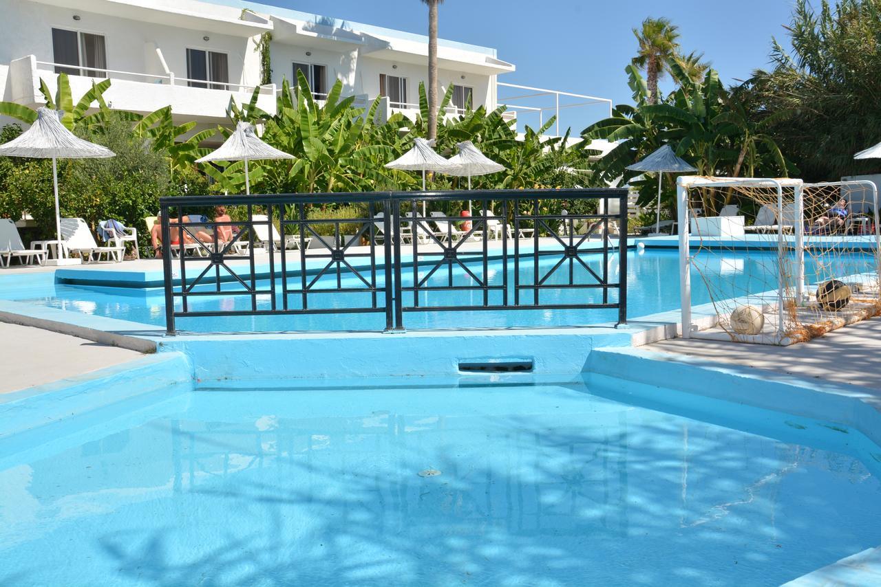 Costa Angela Seaside Resort Екстериор снимка